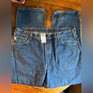 Men’s Carhartt fire resistant jeans. Like new.